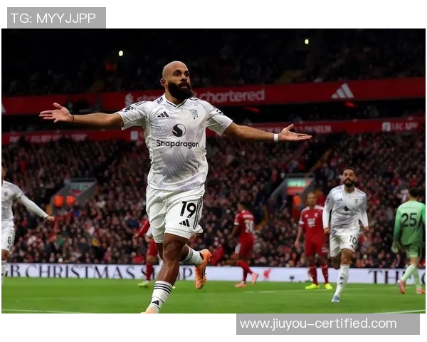 中超历史冷门曼联逆转阿森纳全场沸腾精彩瞬间回顾