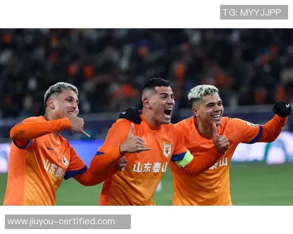 中超联赛惊现冷门巴萨大胜巴黎圣日耳曼引发全场热议 中超联赛惊现冷门巴萨大胜巴黎圣日耳曼引发全场热议