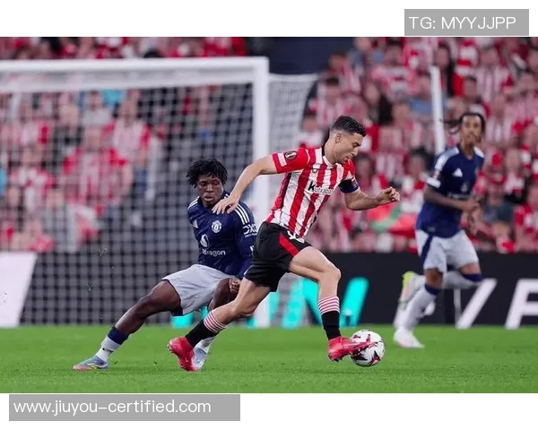 欧冠激战曼联大胜热刺点球大战引发全场狂欢精彩回顾与分析 欧冠激战曼联大胜热刺点球大战引发全场狂欢精彩回顾与分析