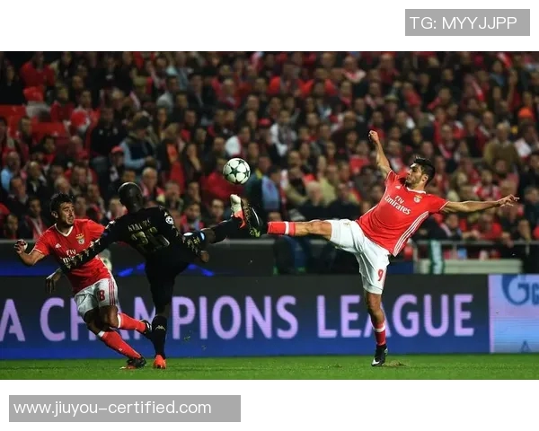 本菲卡狂胜那不勒斯晋级国王杯点球大战激烈瞬间引爆全场 本菲卡狂胜那不勒斯晋级国王杯点球大战激烈瞬间引爆全场