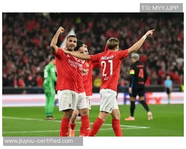 友谊赛精彩回顾那不勒斯逆转波尔图全场沸腾的十大进球瞬间 友谊赛精彩回顾那不勒斯逆转波尔图全场沸腾的十大进球瞬间