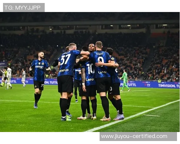 足总杯精彩对决里昂逆转国米引发全场热议与反思 足总杯精彩对决里昂逆转国米引发全场热议与反思