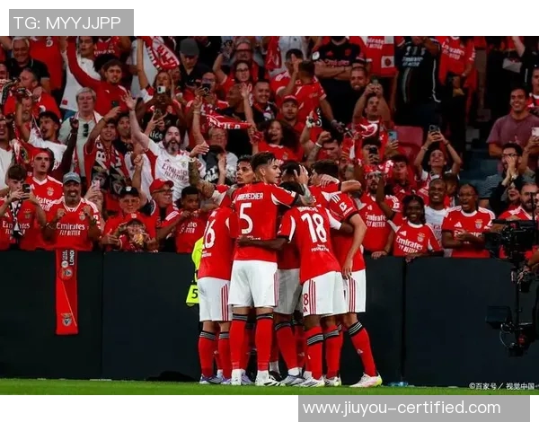 世界杯精彩对决本菲卡与阿森纳战成平局神奇扑救引发转会热议