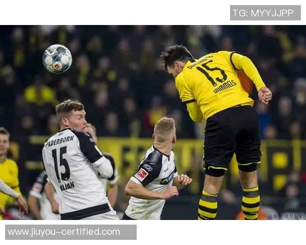 国王杯精彩对决多特蒙德大胜里昂引发全场惊喜瞬间回顾