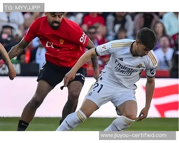 德甲惊天冷门尤文图斯狂胜利物浦五球乌龙瞬间震撼全场